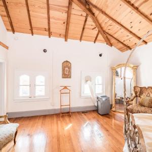 Photo #54 of 2416 Lowesville Road, Amherst, VA 5.9 acres