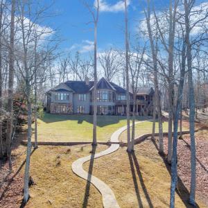 Photo #88 of 104 Arbor Lane, Huddleston, VA 0.8 acres