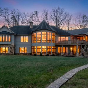 Photo #2 of 104 Arbor Lane, Huddleston, VA 0.8 acres