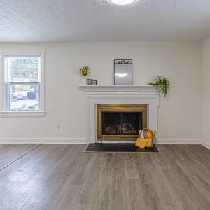 Photo #4 of 1419 Broad Street, Altavista, VA 0.3 acres