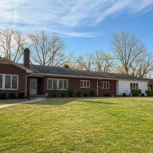 Photo #1 of 111 Oaklawn Terrace, Gretna, VA 5.2 acres