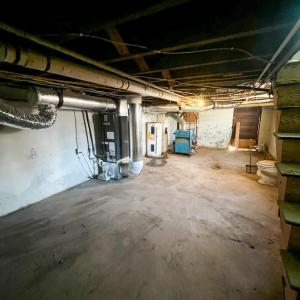 Photo #34 of 2220 Fort Avenue, Lynchburg, VA 0.2 acres