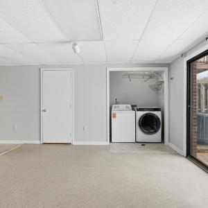 Photo #24 of 12 Nags Head, Lynchburg, VA