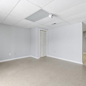 Photo #22 of 12 Nags Head, Lynchburg, VA