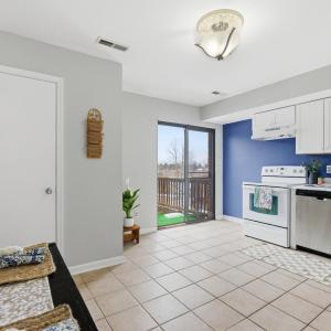 Photo #10 of 12 Nags Head, Lynchburg, VA