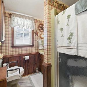 Photo #13 of 724 Spring Street, Hurt, VA 1.6 acres