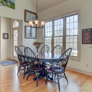 Breakfast area, vaulted ceiling, incredible views!!!