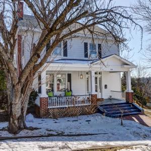 Photo #6 of 809 Byrd Street, Lynchburg, VA 0.5 acres