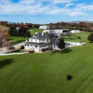 Photo #2 of 4059 Lowry Road, Goode, VA 3.3 acres