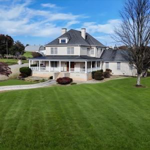 Photo #1 of 4059 Lowry Road, Goode, VA 3.3 acres