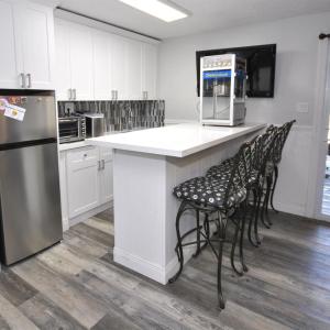 Photo #33 of 215 Deerwood Drive, Lynchburg, VA 0.4 acres