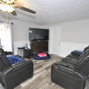 Photo #32 of 215 Deerwood Drive, Lynchburg, VA 0.4 acres