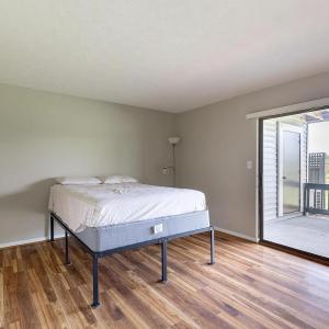 Photo #16 of 1102 Twin Springs Court, Forest, VA