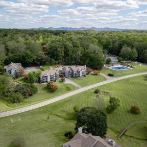 Photo #37 of 1102 Twin Springs Court, Forest, VA