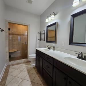 Photo #14 of 220 Meridian Street, Lynchburg, VA