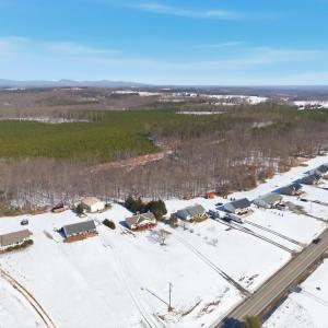 Photo #30 of 2305 Smith Mountain Lake Parkway, Huddleston, VA 1.0 acres