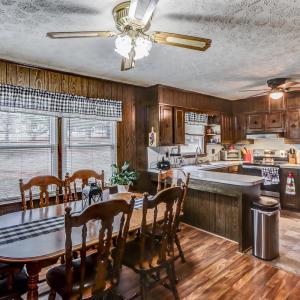 Photo #15 of 7143 Gladys Road, Altavista, VA 0.8 acres