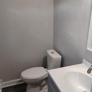 1/2 BATH OFF LAUNDRY ROOM