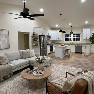 Virtually staged great room