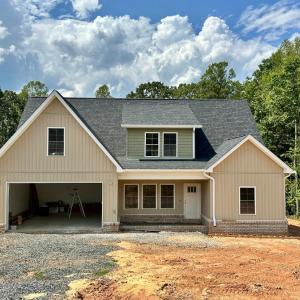 Photo #1 of 16 Somerset Drive, Appomattox, VA 1.7 acres