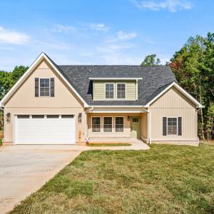 Photo #1 of 470 Somerset Drive, Appomattox, VA 1.7 acres