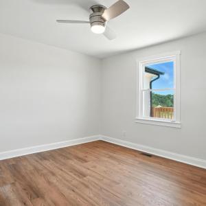 Photo #15 of 39 Lynview Drive, Lynchburg, VA 0.6 acres