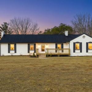 Photo #1 of 39 Lynview Drive, Lynchburg, VA 0.6 acres