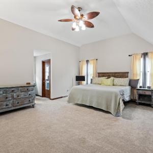 2nd level primary suite