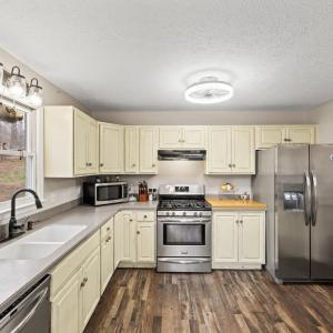 Photo #11 of 1110 Adam Hill Ct, Lynchburg, VA 3.5 acres