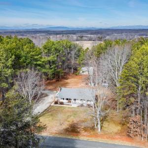 Photo #30 of 3105 Horseshoe Road, Appomattox, VA 1.1 acres