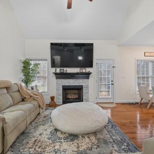 Photo #3 of 217 Sunset Ridge Drive, Concord, VA 1.0 acres