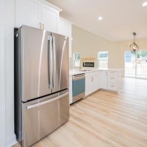 These photos are from this same floor plan on a previous build. Finishes will be similar but not identical.