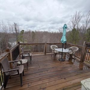 Main level deck - walkout from kitchen
