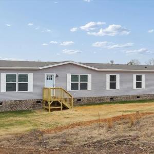 Photo #1 of 1166 Throckmorton Trail, Scottsburg, VA 115.5 acres