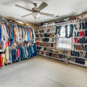 4th Bedroom, seller willing to convert closet back to bedroom.