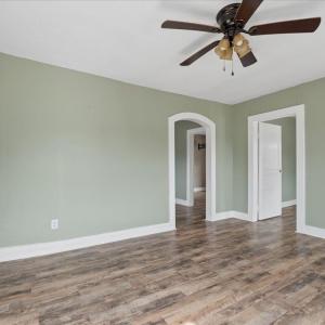 Photo #5 of 1074 Throckmorton Trail, Scottsburg, VA 1.4 acres