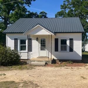 Photo #1 of 1074 Throckmorton Trail, Scottsburg, VA 1.4 acres