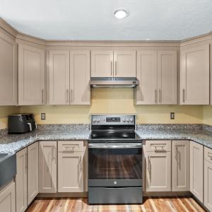 Photo #11 of 112 Hickory Way, Madison Heights, VA 0.6 acres