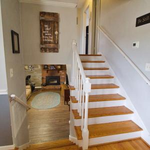 Photo #12 of 400 Woodway Drive, Lynchburg, VA 0.4 acres