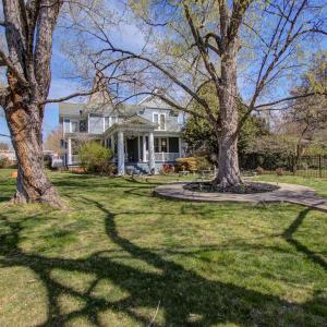 Photo #3 of 401 King Street, Keysville, VA 0.4 acres