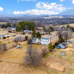 Photo #66 of 1726 Three Otters Road, Bedford, VA 1.0 acres