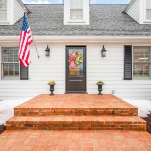 Photo #2 of 1726 Three Otters Road, Bedford, VA 1.0 acres