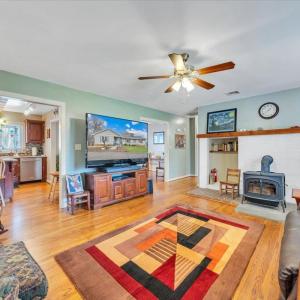 Photo #12 of 103 Glenn Haven Terrace, Goode, VA 10.9 acres