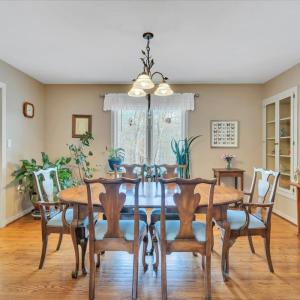 Formal dining room