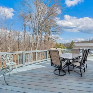 Beautiful wooded views off the deck