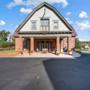Photo #60 of 404 Cabell Street, Lynchburg, VA 1.3 acres