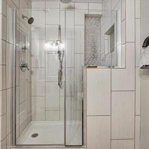 Photo #33 of 1245 Graves Harbor Trail, Huddleston, VA