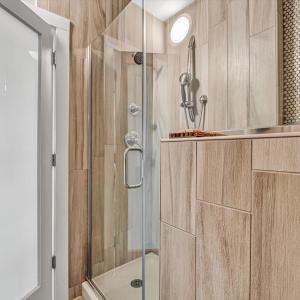 Photo #37 of 1245 Graves Harbor Trail, Huddleston, VA