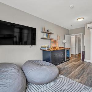 Photo #13 of 1245 Graves Harbor Trail, Huddleston, VA