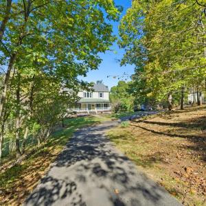 Photo #33 of 1132 James view Drive, Lynchburg, VA 3.1 acres